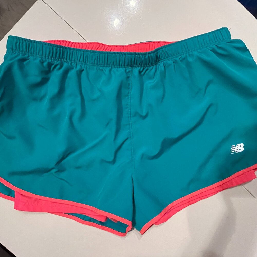 New Balance Activewear / Workout‎ Shorts (Size Large / Worn Once)
